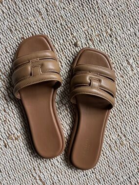 Ted Baker Tan Brown Leather Quilted Slide Mules